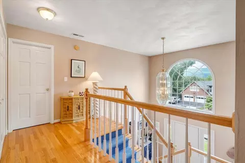 Entry Way - 2156 Stone Mill Dr, Salem, VA 24153 photo 6 of 6