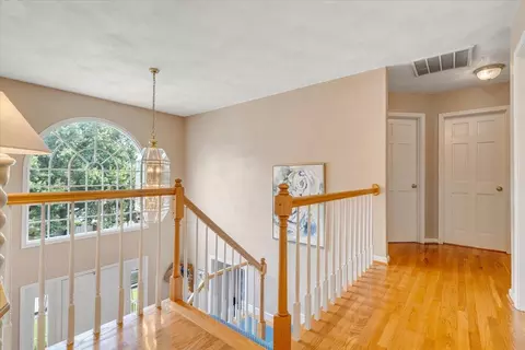 Entry Way - 2156 Stone Mill Dr, Salem, VA 24153 photo 5 of 6