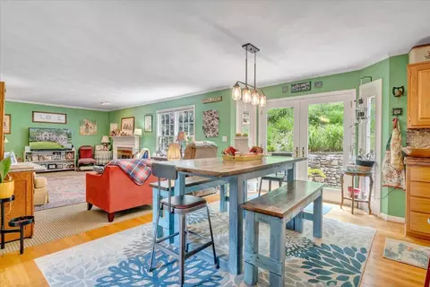 Dining - 2156 Stone Mill Dr, Salem, VA 24153 photo 6 of 6