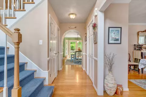 Entry Way - 2156 Stone Mill Dr, Salem, VA 24153 photo 4 of 6