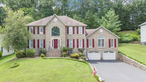 2156 Stone Mill Dr, Salem, VA 24153