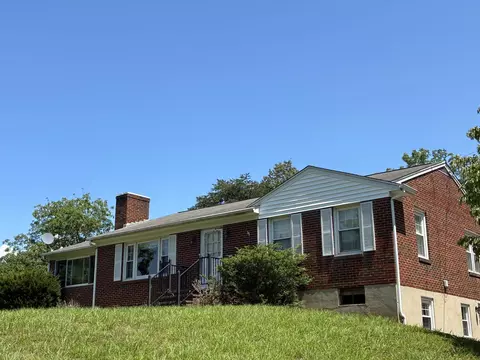 105 Berry Ridge Rd, Buchanan, VA 24066