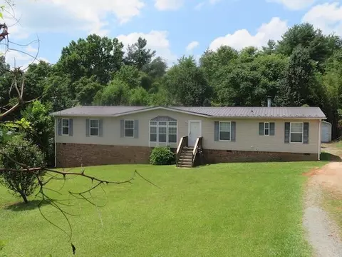 921 Briar Ridge Rd, Henry, VA 24102