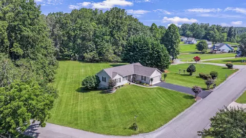 203 Indian Ridge Dr, Moneta, VA 24121