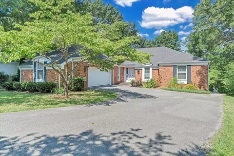 2391 Romar Dr, Salem, VA 24153