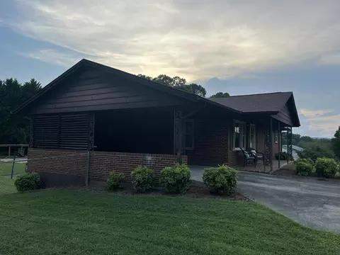 148 Sheffield Rd, Ridgeway, VA 24148 photo 4