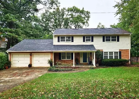 2714 Titleist Dr, Salem, VA 24153