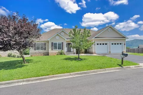 6009 Tolman Cir, Roanoke, VA 24012