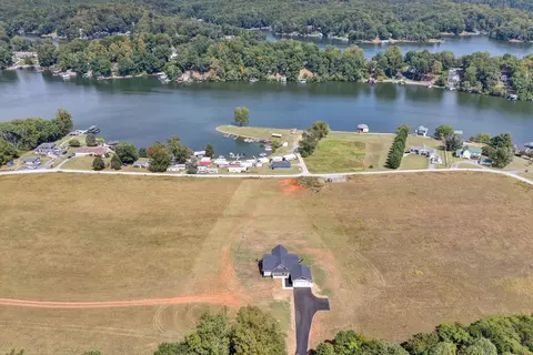 View/Area - 7012 Horseshoe Bend Rd, Goodview, VA 24095 photo 4 of 6