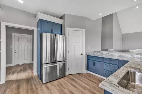 Entry Way - 7012 Horseshoe Bend Rd, Goodview, VA 24095 photo 3 of 5