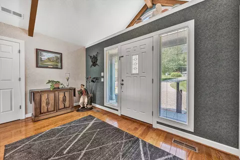 70 Sandy Edge Cir, Penhook, VA 24137 photo 5
