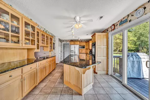 70 Sandy Edge Cir, Penhook, VA 24137 photo 13