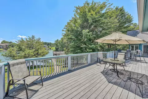 70 Sandy Edge Cir, Penhook, VA 24137 photo 17