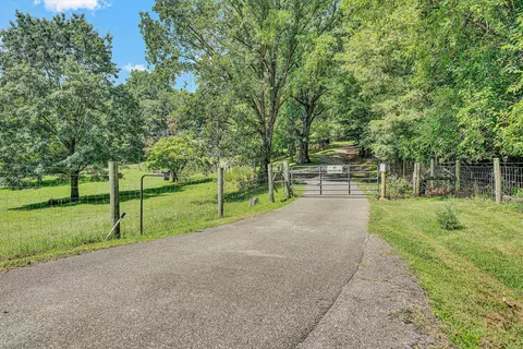 2332 Rutrough Rd SE, Roanoke, VA 24014 photo 40
