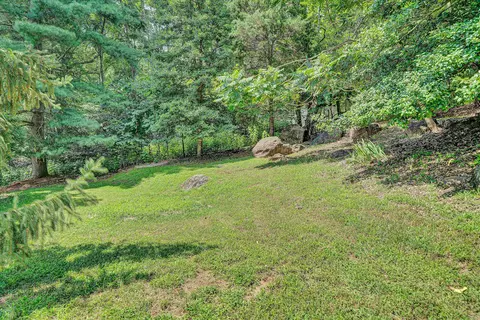 2332 Rutrough Rd SE, Roanoke, VA 24014 photo 28