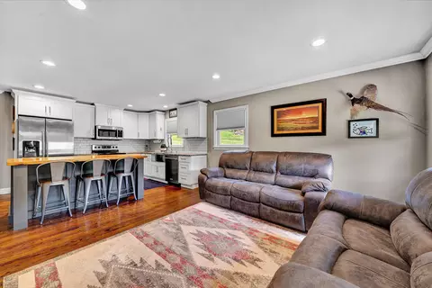 2332 Rutrough Rd SE, Roanoke, VA 24014 photo 5