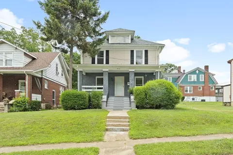 916 14th St NW, Roanoke, VA 24017