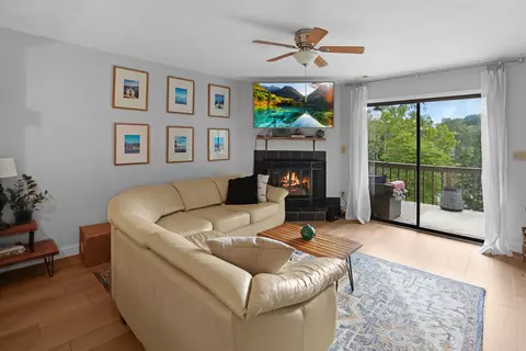 404 Harbor Ridge Dr, Goodview, VA 24095 photo 9
