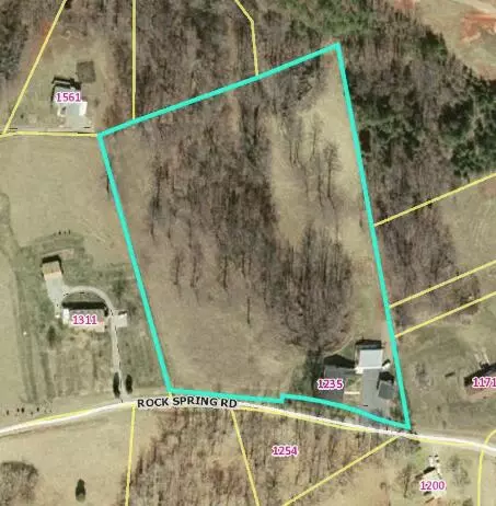1235 Rock Spring Rd, Goodview, VA 24095 photo 2