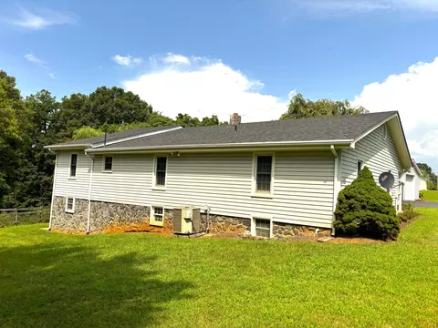 1235 Rock Spring Rd, Goodview, VA 24095 photo 9
