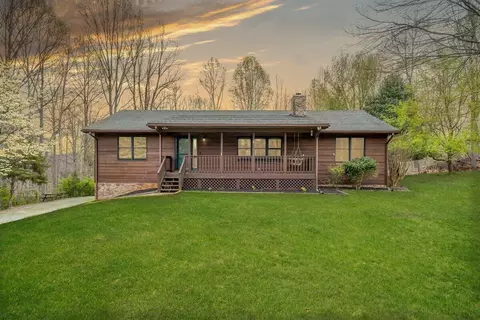 112 Pleasure Point Dr, Goodview, VA 24095