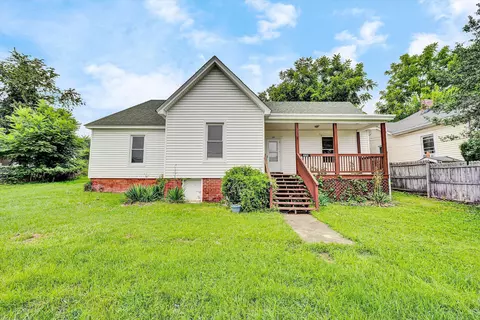 224 Lagrange St, Pulaski, VA 24301