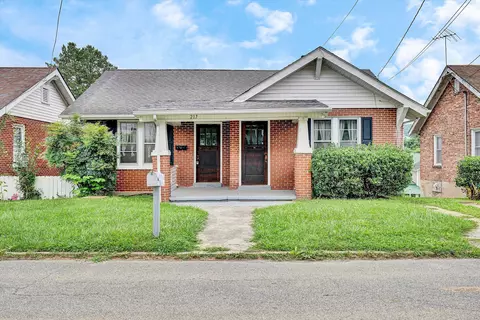 217 Lagrange St, Pulaski, VA 24301