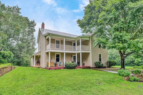 2498 Callaway Rd, Rocky Mount, VA 24151