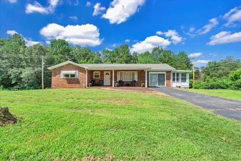 3151 Golden View Rd, Glade Hill, VA 24092