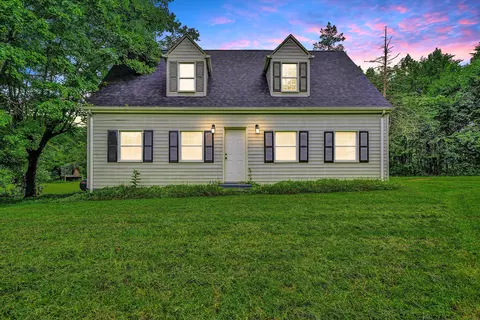 5075 Snow Creek Rd, Martinsville, VA 24112