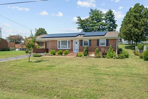 2812 Arrington Dr NE, Roanoke, VA 24012
