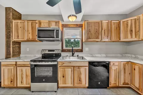 15 Second St, Eagle Rock, VA 24085 photo 12
