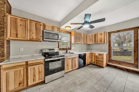 15 Second St, Eagle Rock, VA 24085 photo 9