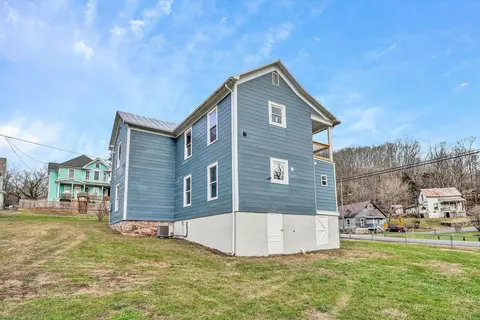 15 Second St, Eagle Rock, VA 24085 photo 30