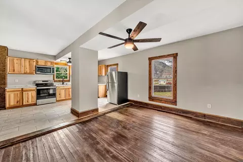 15 Second St, Eagle Rock, VA 24085 photo 7