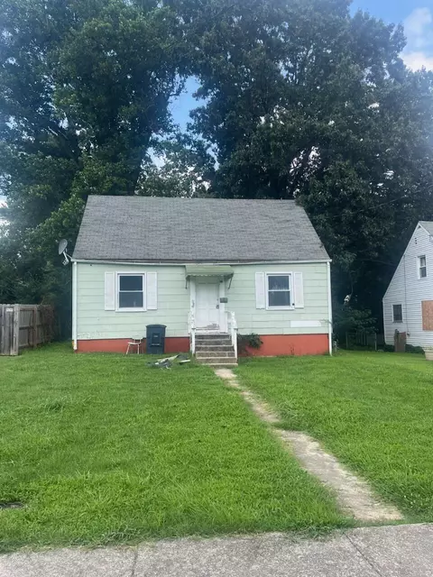 110 Clover Ave NE, Roanoke, VA 24012