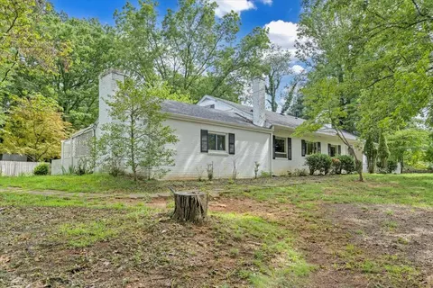 3990 Winding Way Rd SW, Roanoke, VA 24015