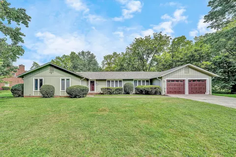 5835 Lakemont Dr, Roanoke, VA 24018