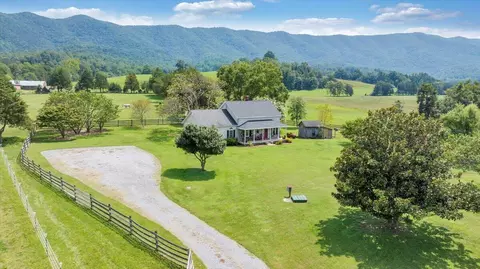 5724 Upper Craigs Creek Rd, Catawba, VA 24070
