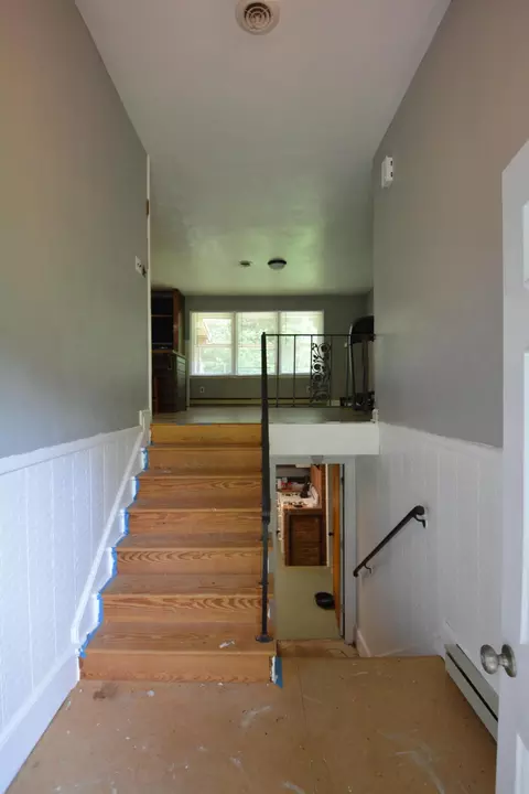 Entry Way - 6893 Franklin St, Ferrum, VA 24088 photo 2 of 4