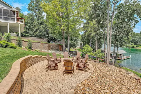 Exterior - 1012 Jefferson Dock Rd, Penhook, VA 24137 photo 17 of 20