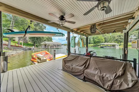 Exterior - 1012 Jefferson Dock Rd, Penhook, VA 24137 photo 5 of 20