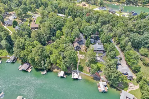 View/Area - 1012 Jefferson Dock Rd, Penhook, VA 24137 photo 4 of 8