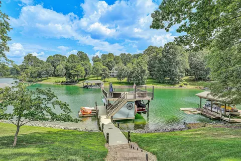 View/Area - 1012 Jefferson Dock Rd, Penhook, VA 24137 photo 3 of 8