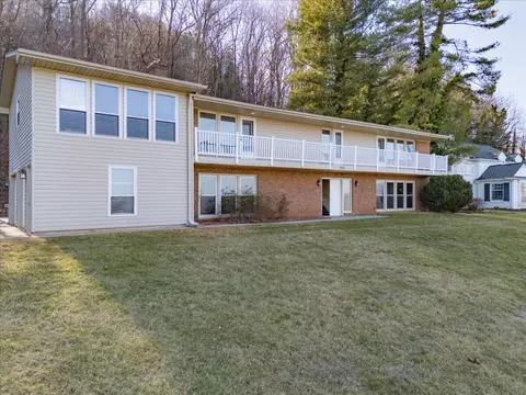 1909 Pelham Dr, Roanoke, VA 24018