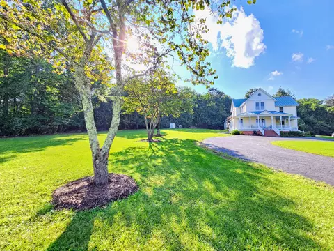 408 Cumberland Ave, New Castle, VA 24127