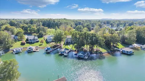 View/Area - 2650 Waters Edge Dr, Penhook, VA 24137 photo 13 of 37