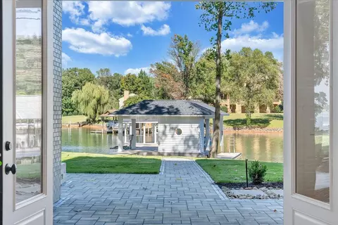 Exterior - 2650 Waters Edge Dr, Penhook, VA 24137 photo 17 of 115