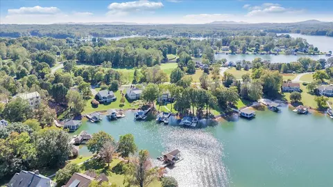 View/Area - 2650 Waters Edge Dr, Penhook, VA 24137 photo 14 of 37