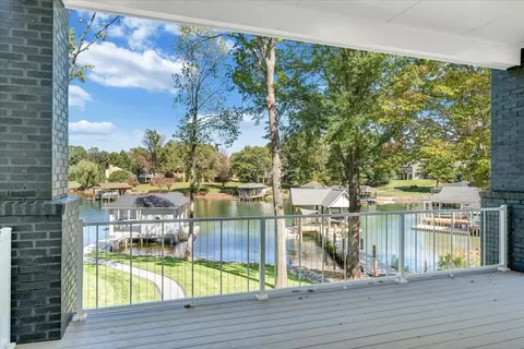 Exterior - 2650 Waters Edge Dr, Penhook, VA 24137 photo 5 of 115